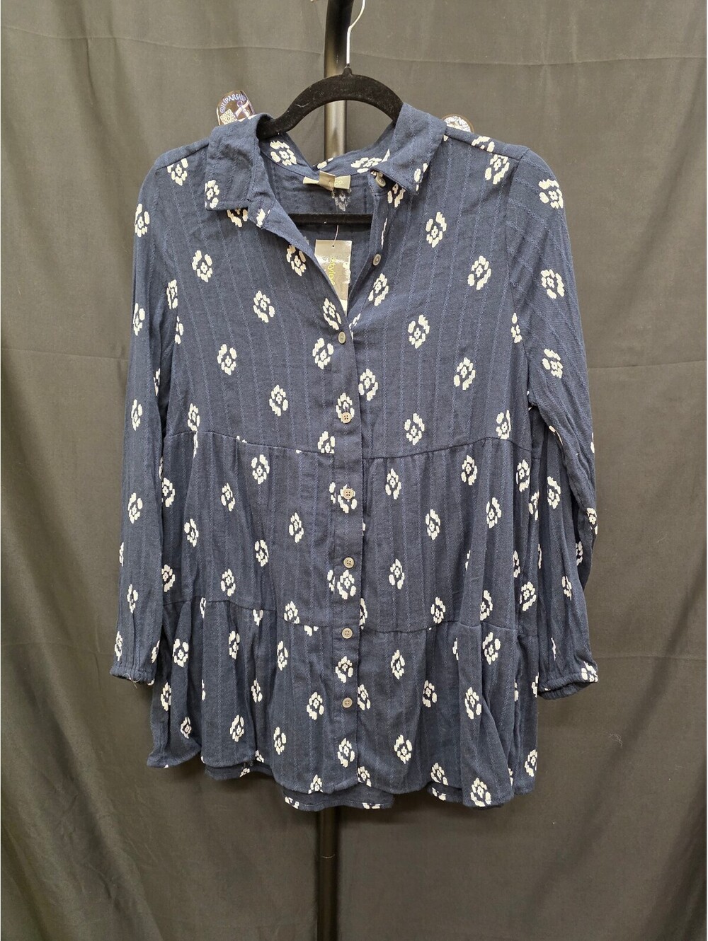 STYLE & CO WOMEN’S PETITE PRINTED TIERED BUTTON‑FRONT TOP IKAT BLUE PM
